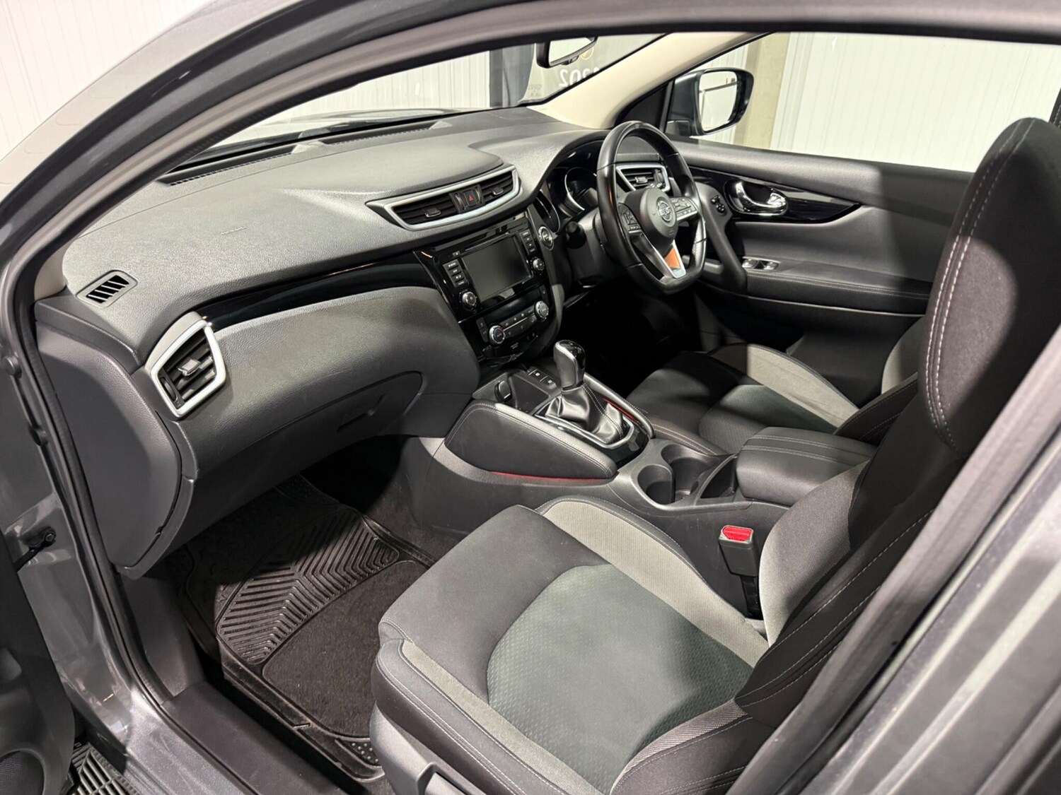 Used Nissan Qashqai for sale - 77496613: Photo 63