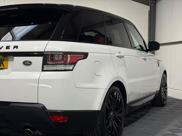 Used Land Rover Range Rover Sport 2014 for sale - 76189912: Photo 32