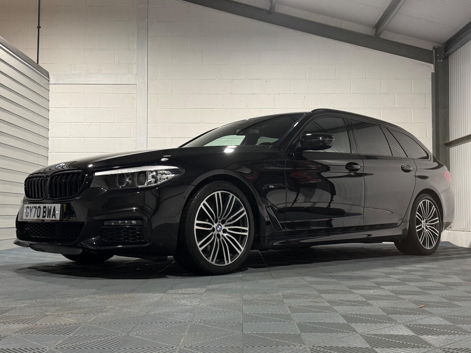 Used BMW 5 Series 2020 for sale - 77230637: Photo 11