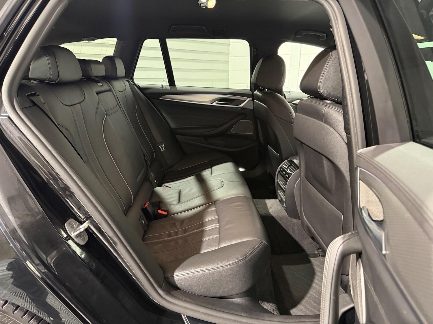 Used BMW 5 Series 2020 for sale - 77230637: Photo 40