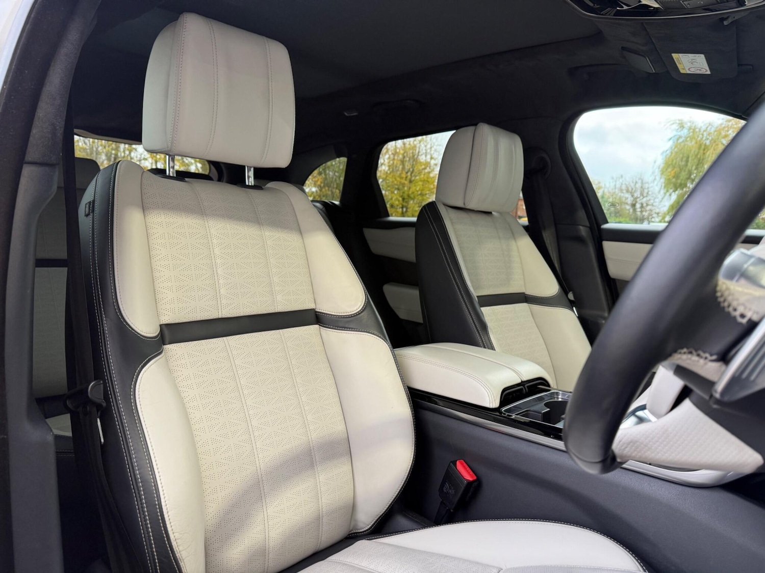 Used Land Rover Range Rover Velar for sale - 76457075: Photo 36