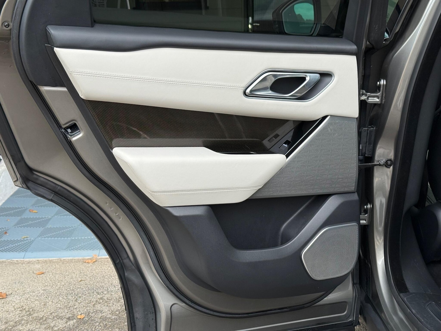 Used Land Rover Range Rover Velar for sale - 76457075: Photo 48