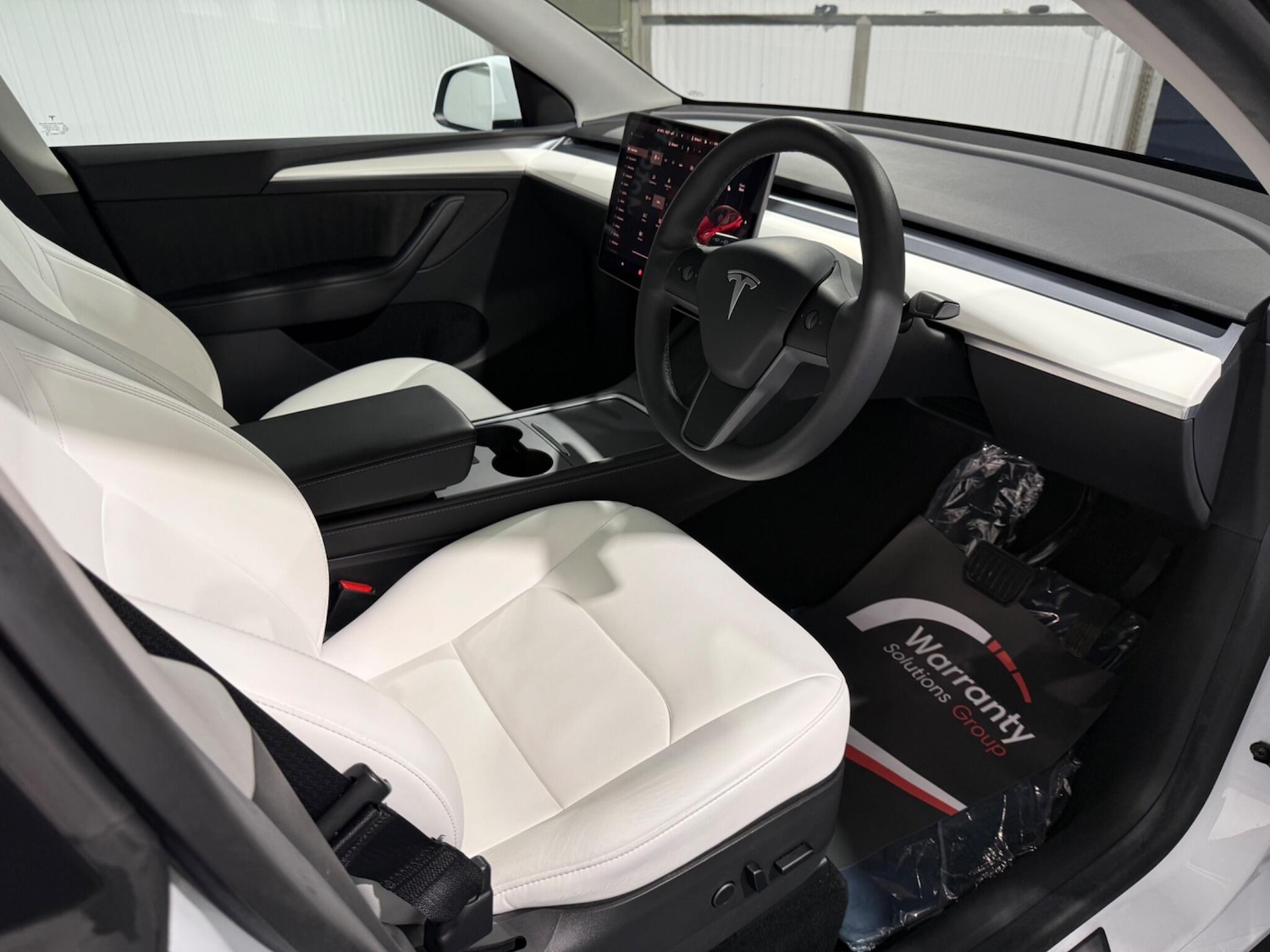 Used Tesla Model Y 2022 for sale - 76585236: Photo 2