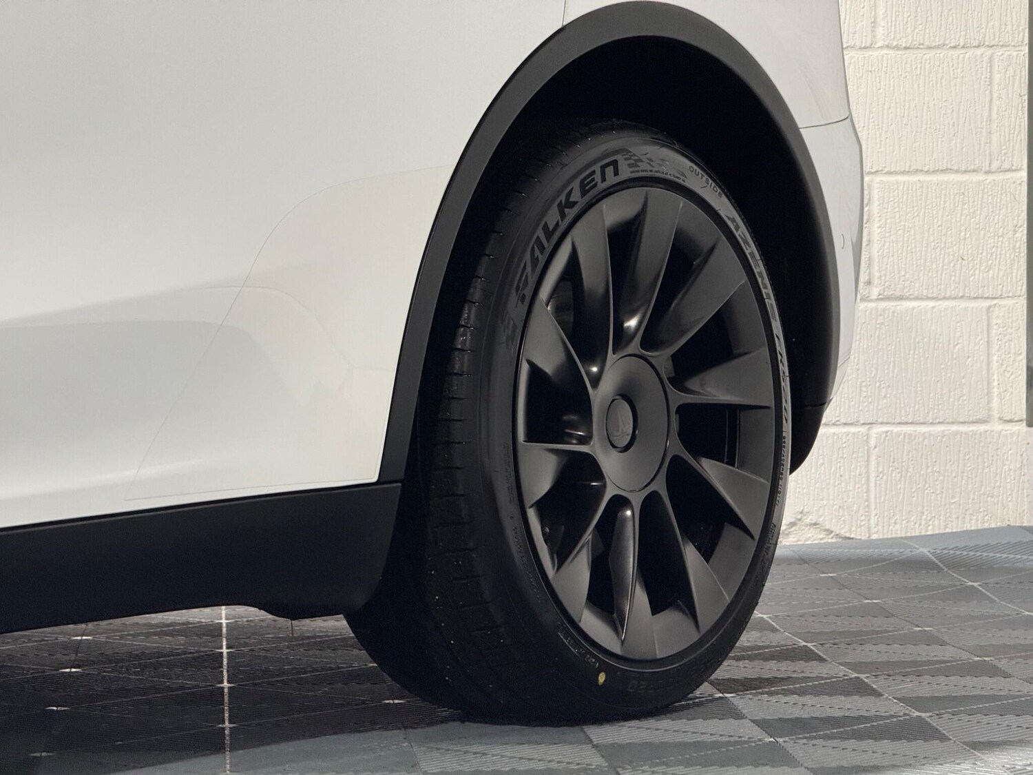 Used Tesla Model Y 2022 for sale - 76585236: Photo 46