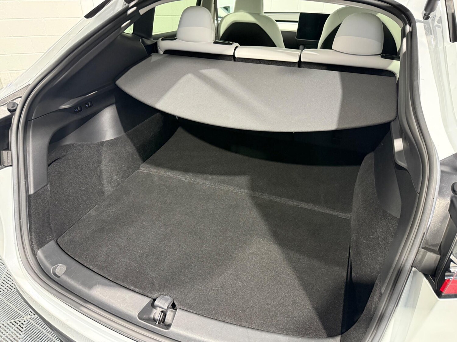 Used Tesla Model Y 2022 for sale - 76585236: Photo 53