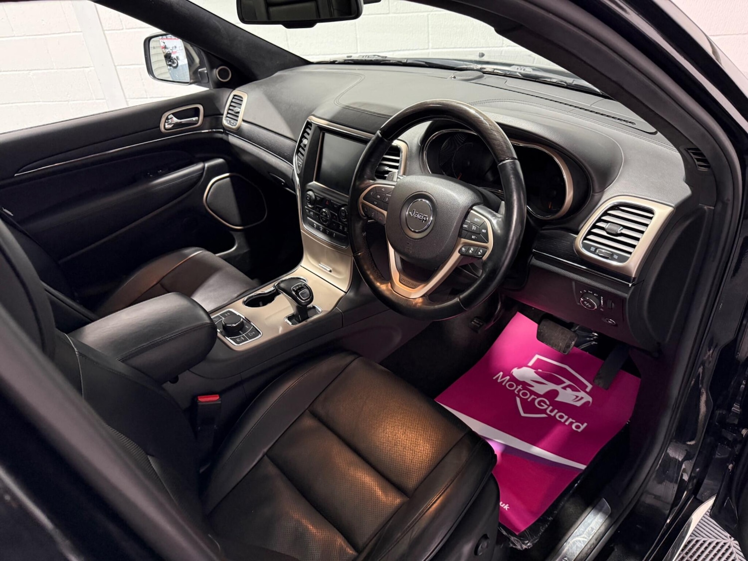 Used Jeep Grand Cherokee 2014 for sale - 76348993: Photo 2