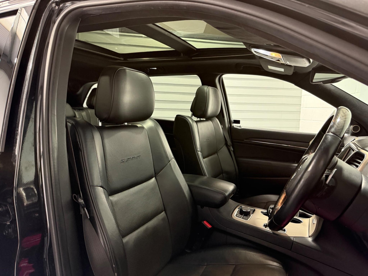 Used Jeep Grand Cherokee 2014 for sale - 76348993: Photo 42