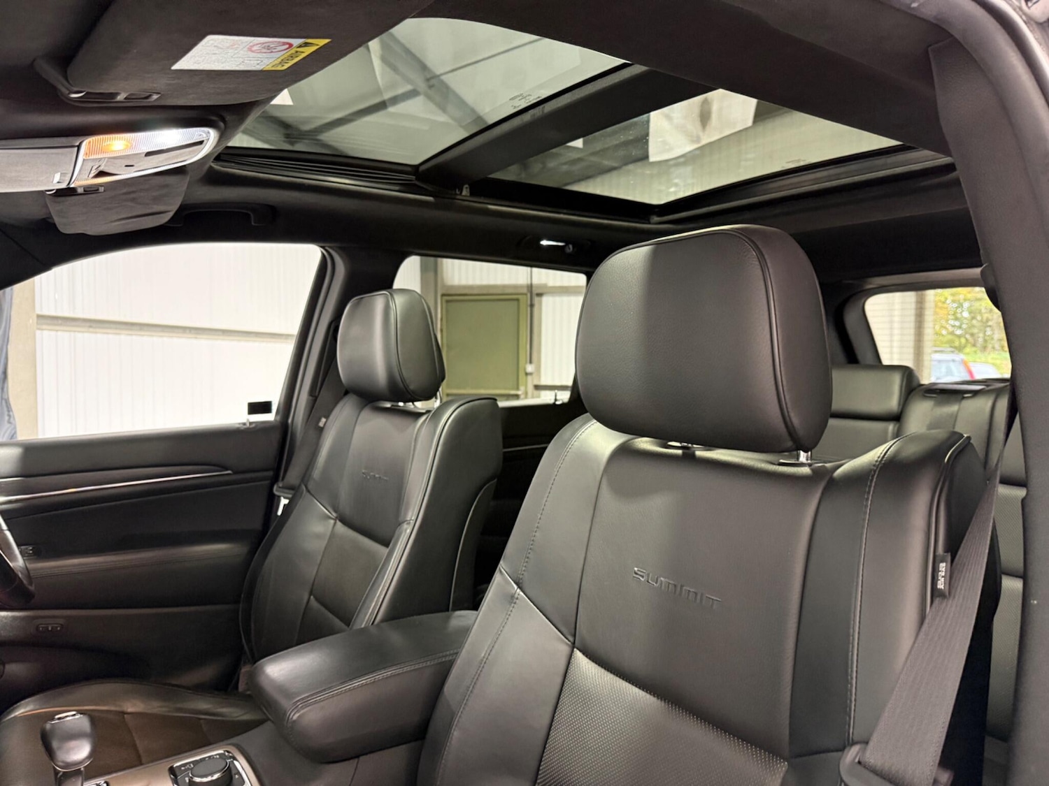 Used Jeep Grand Cherokee 2014 for sale - 76348993: Photo 43