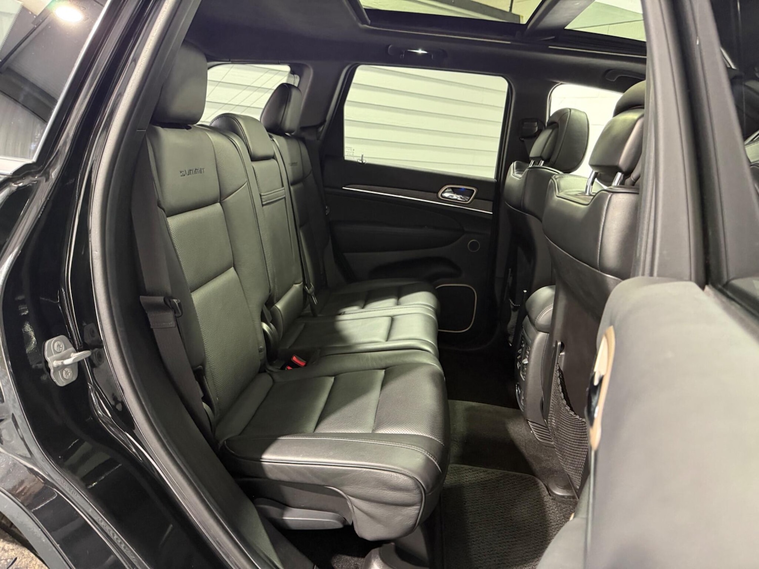 Used Jeep Grand Cherokee 2014 for sale - 76348993: Photo 47