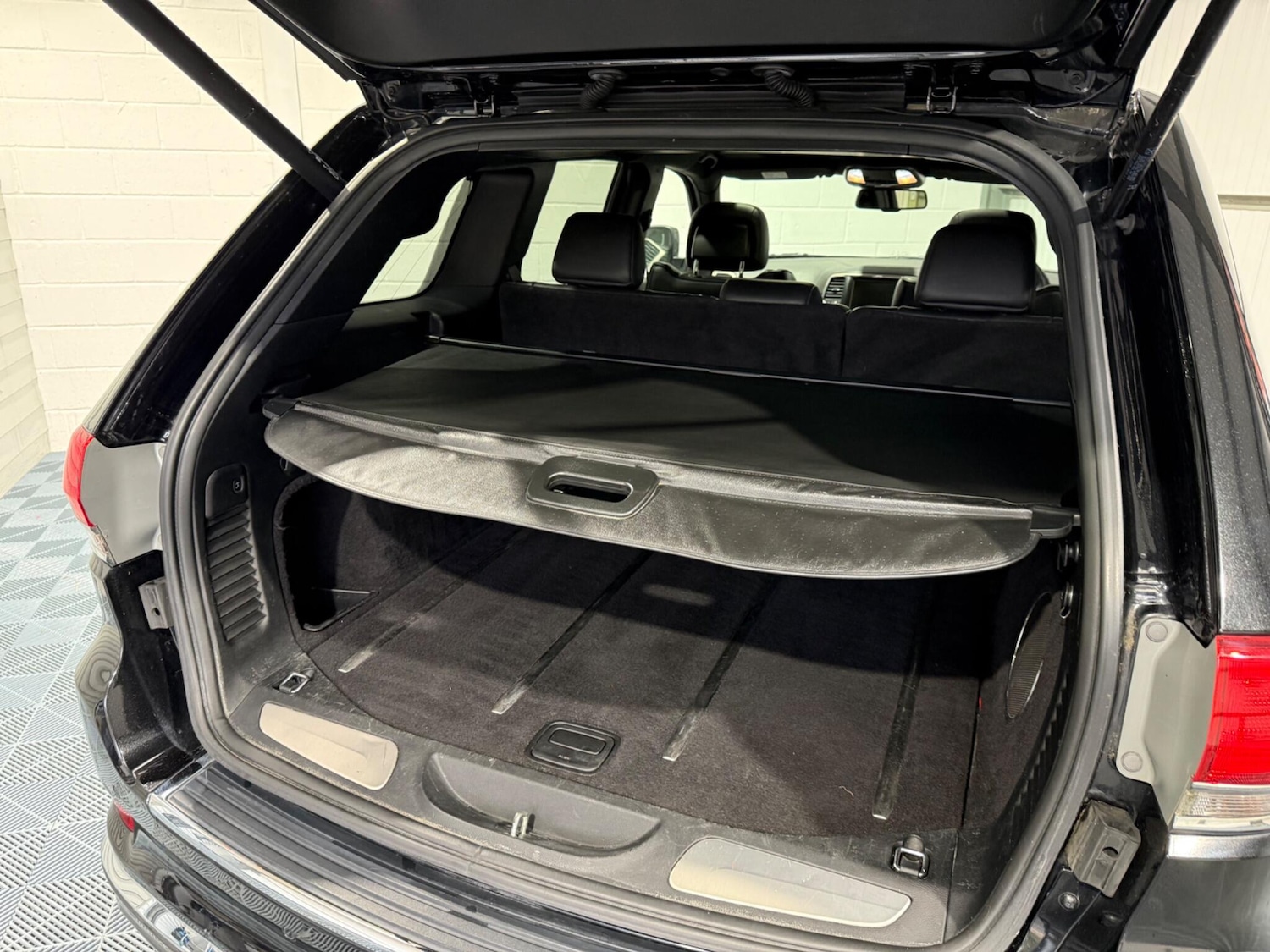 Used Jeep Grand Cherokee 2014 for sale - 76348993: Photo 66