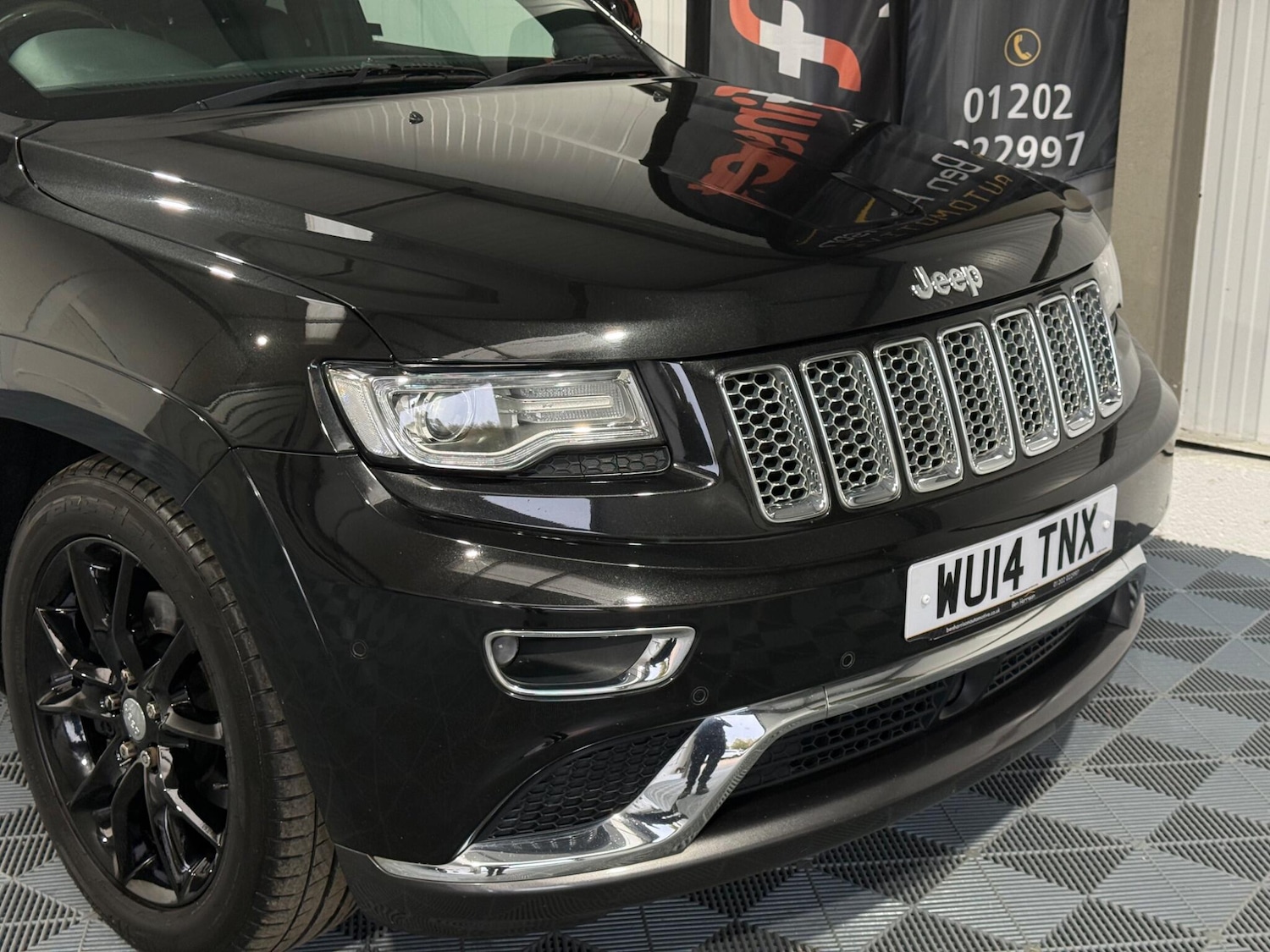 Used Jeep Grand Cherokee 2014 for sale - 76348993: Photo 71
