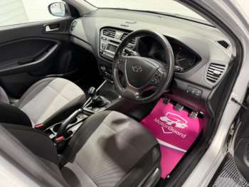 Used Hyundai i20 2016 for sale - 74160139: Photo