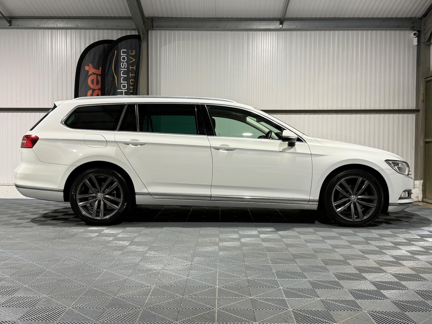 Used Volkswagen Passat 2015 for sale - 77175293: Photo 26