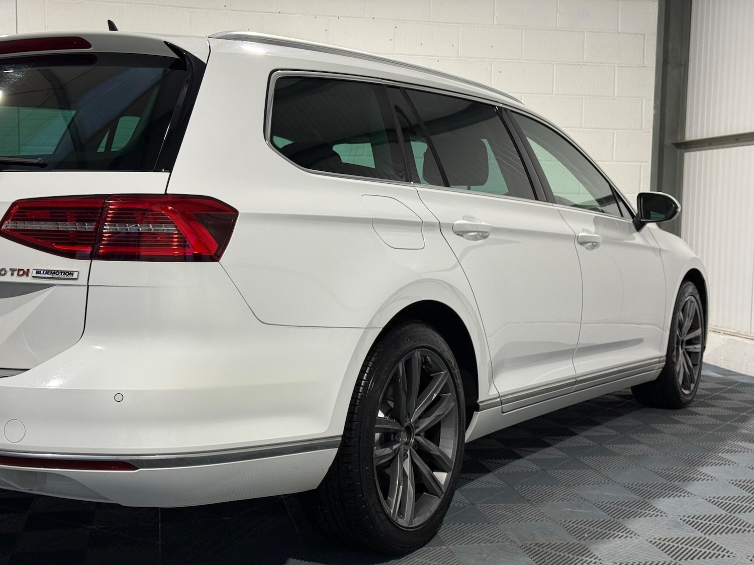 Used Volkswagen Passat 2015 for sale - 77175293: Photo 29