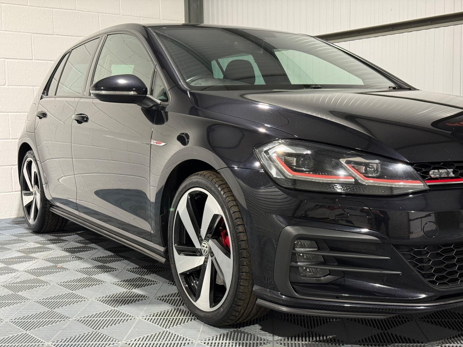 Used Volkswagen Golf 2017 for sale - 76832532: Photo 10