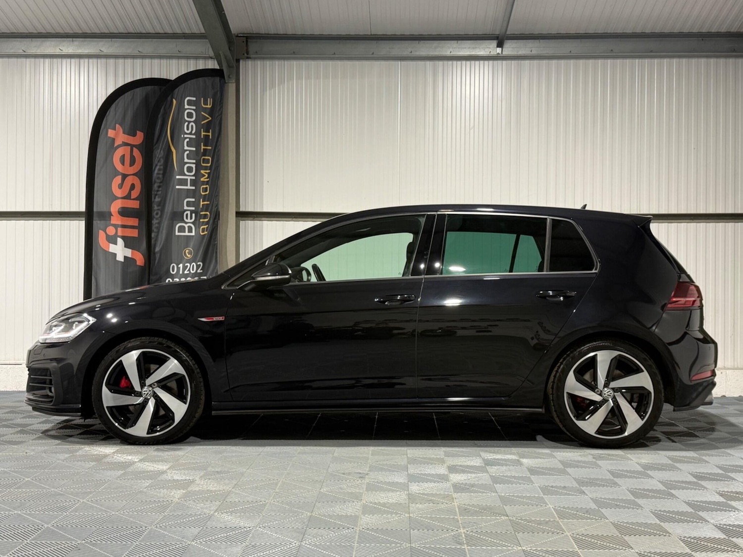 Used Volkswagen Golf 2017 for sale - 76832532: Photo 21