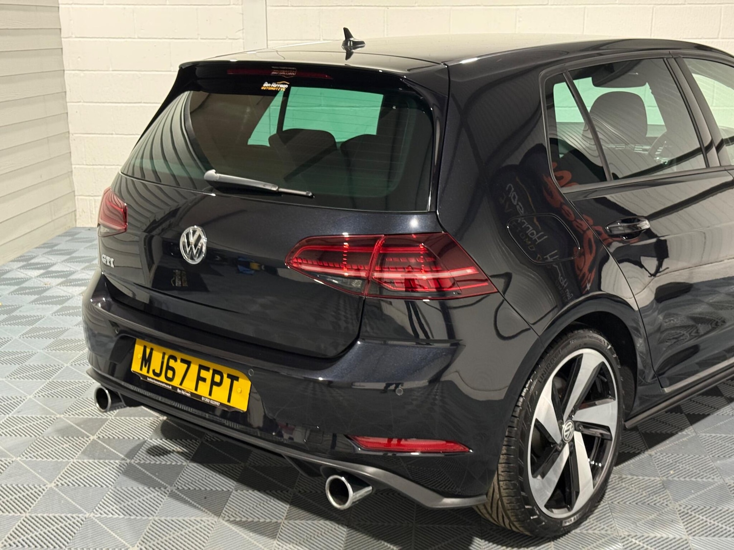 Used Volkswagen Golf 2017 for sale - 76832532: Photo 31