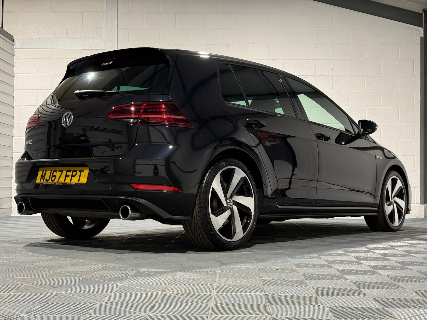 Used Volkswagen Golf 2017 for sale - 76832532: Photo 33