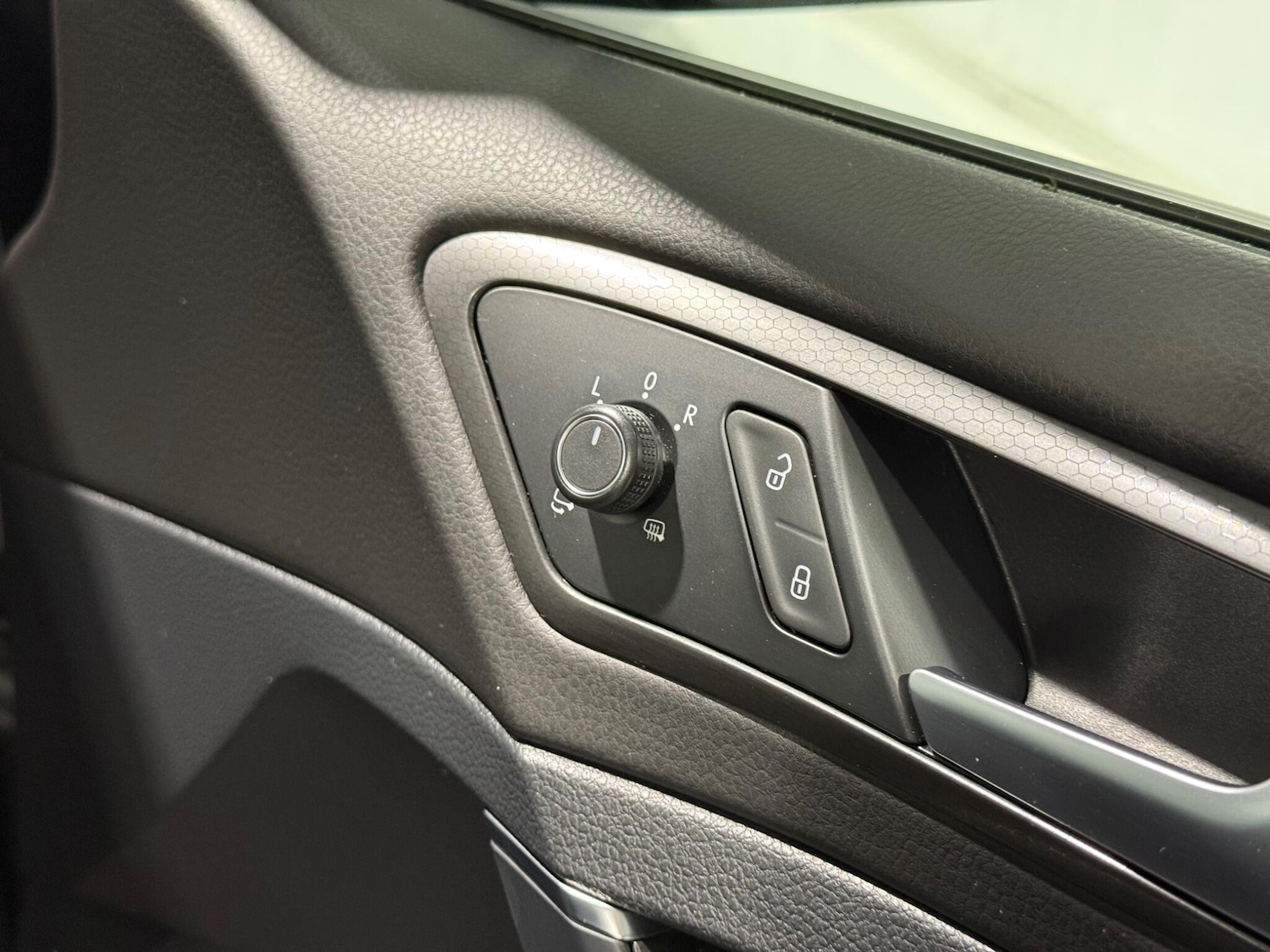 Used Volkswagen Golf 2017 for sale - 76832532: Photo 44