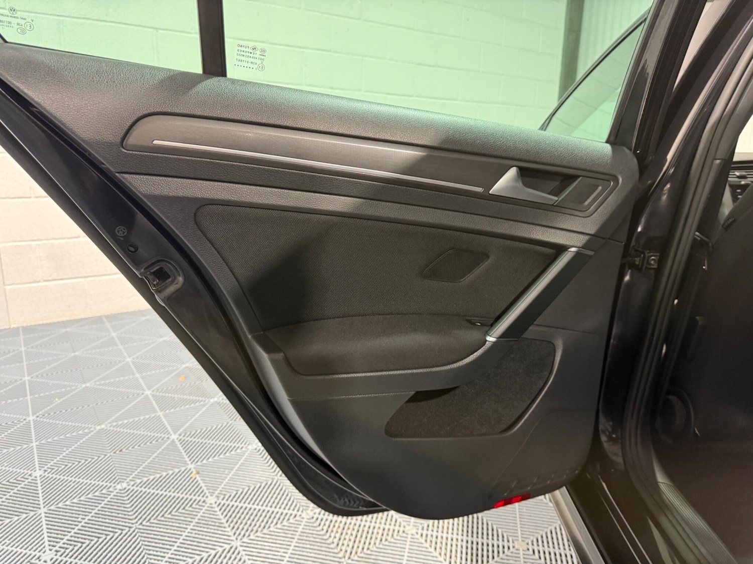 Used Volkswagen Golf 2017 for sale - 76832532: Photo 48