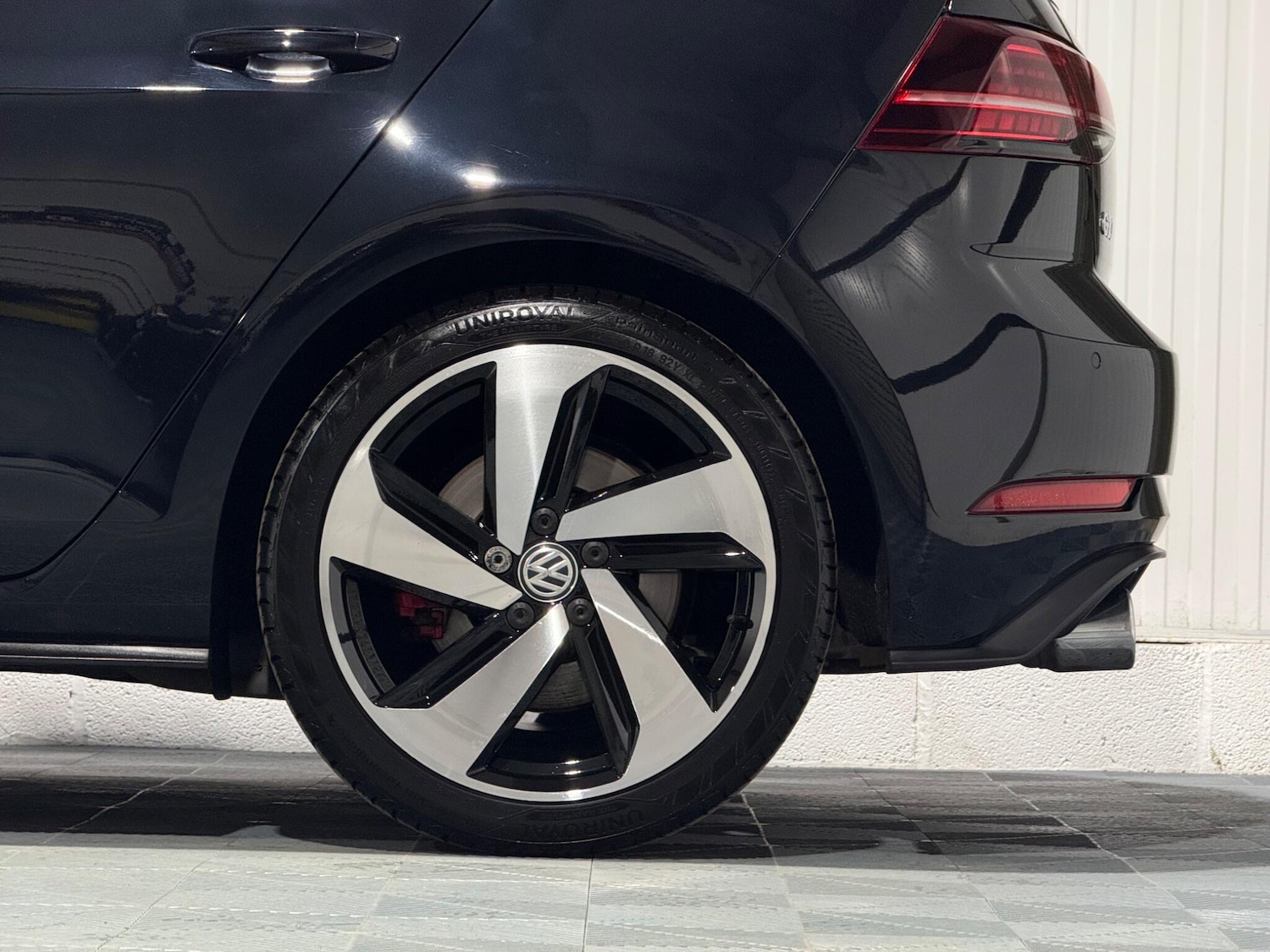 Used Volkswagen Golf 2017 for sale - 76832532: Photo 51