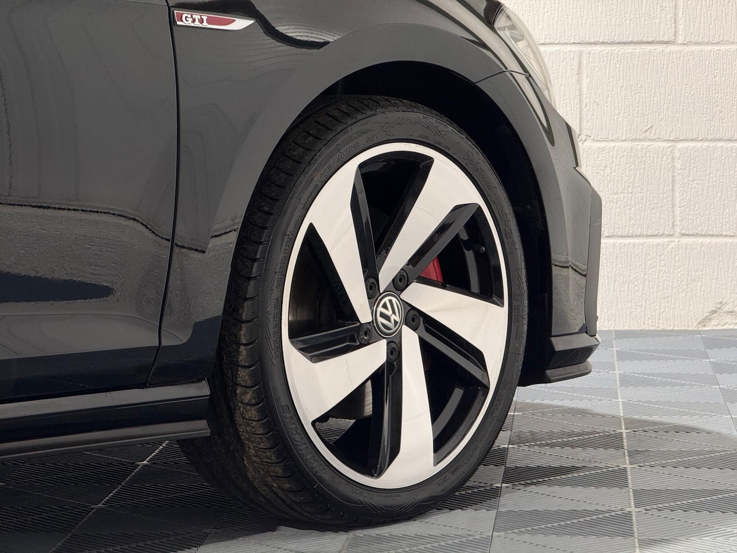 Used Volkswagen Golf 2017 for sale - 76832532: Photo 53