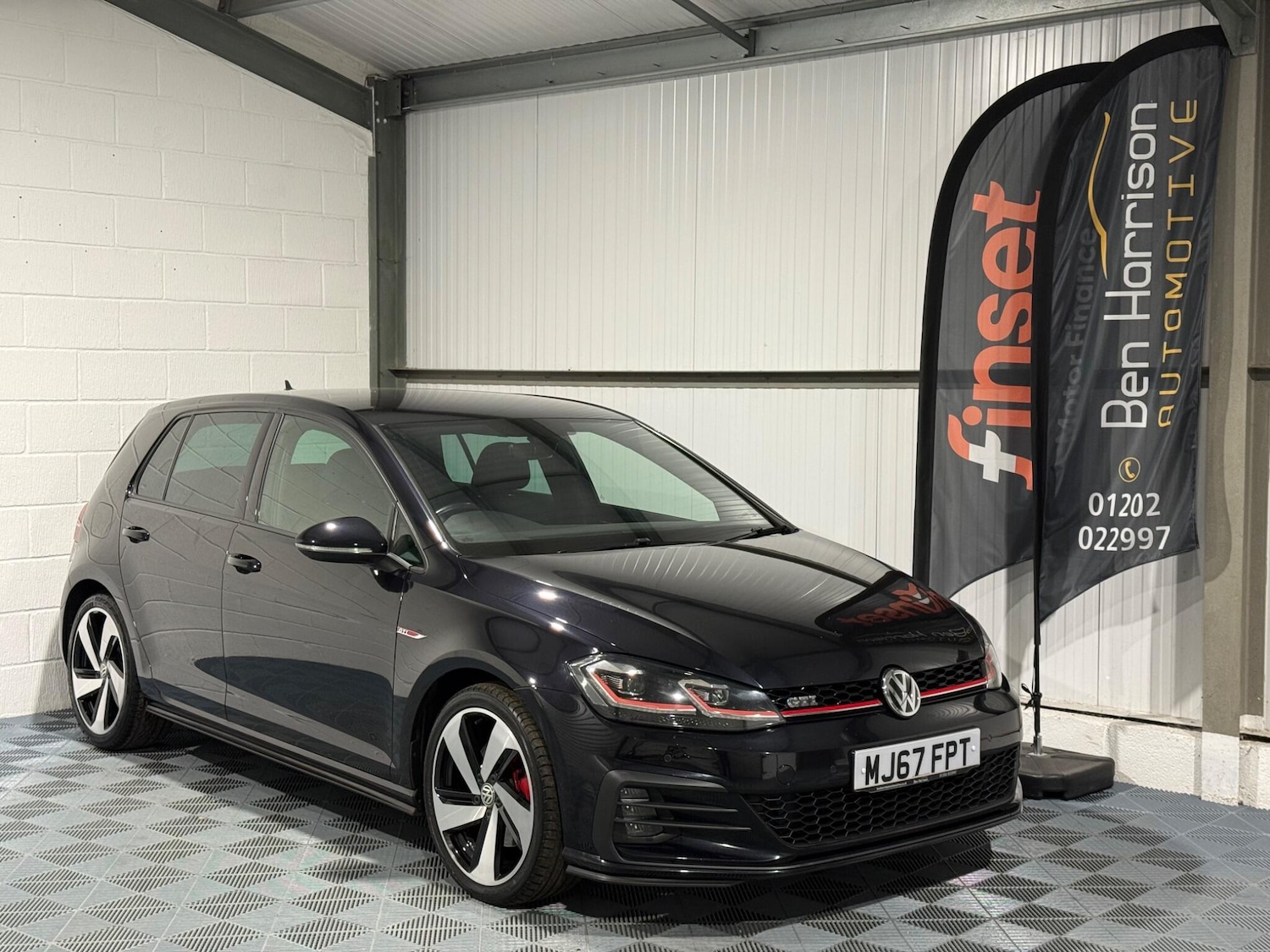 Used Volkswagen Golf 2017 for sale - 76832532: Photo 7