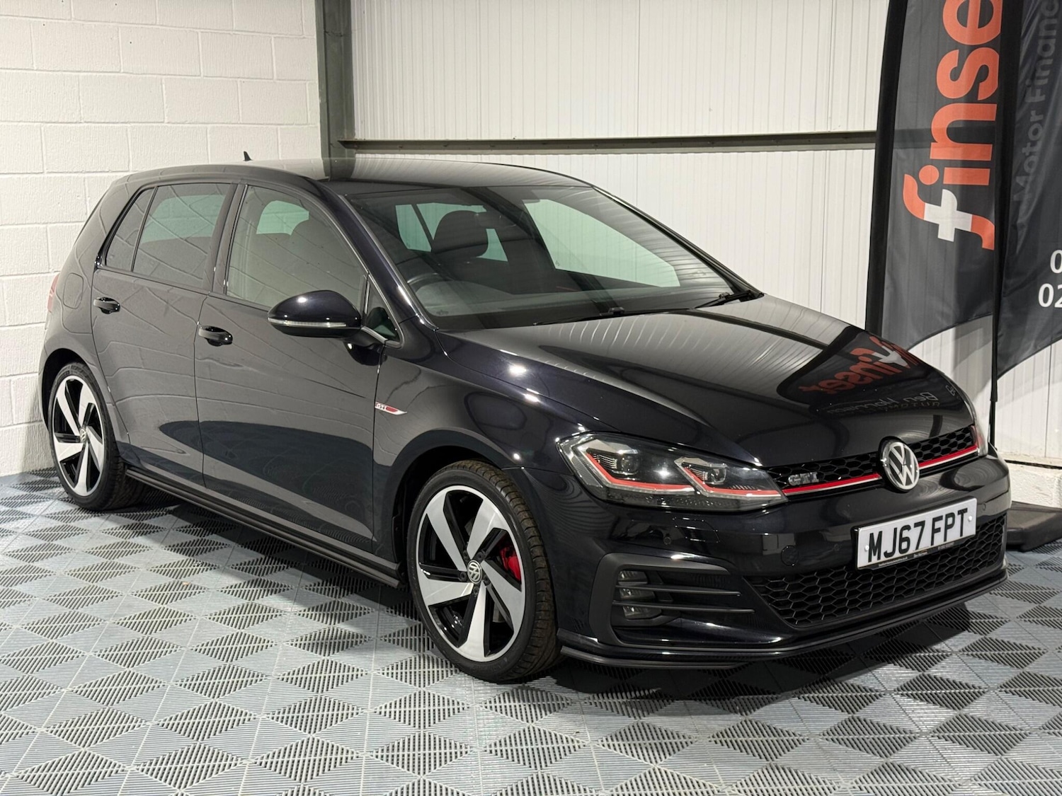 Used Volkswagen Golf 2017 for sale - 76832532: Photo 9