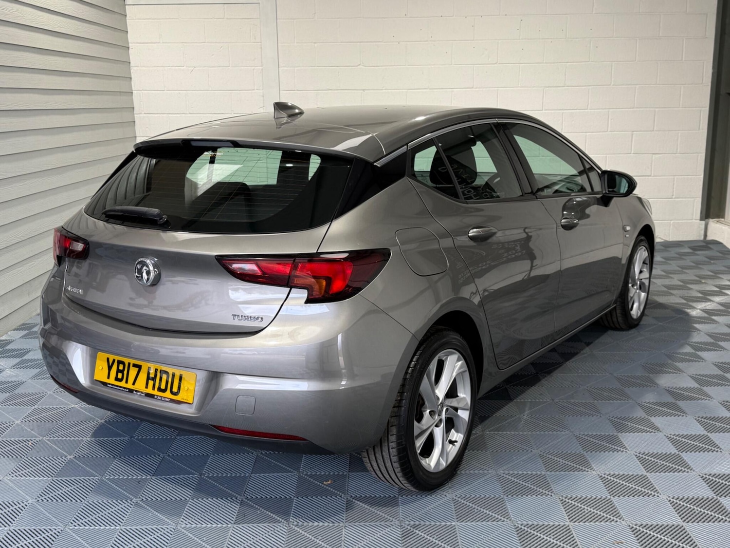 Used Vauxhall Astra 2017 for sale - 76336351: Photo 28