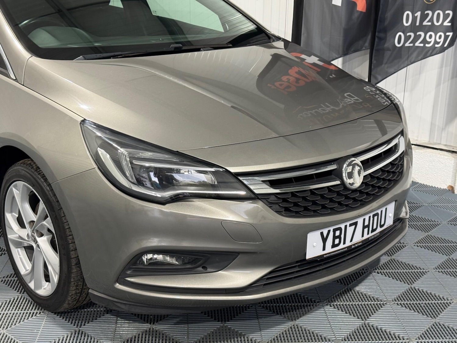 Used Vauxhall Astra 2017 for sale - 76336351: Photo 60