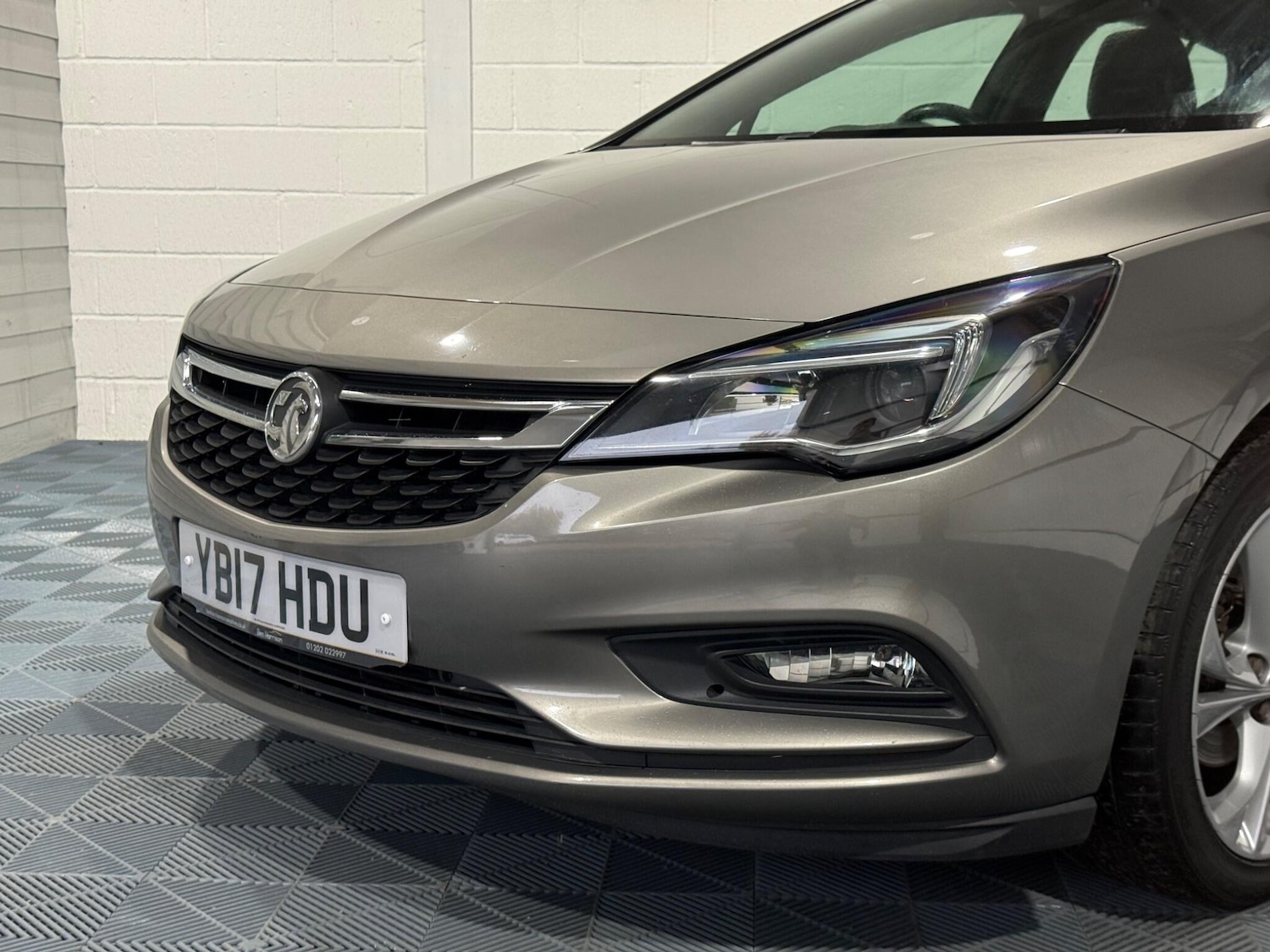 Used Vauxhall Astra 2017 for sale - 76336351: Photo 64