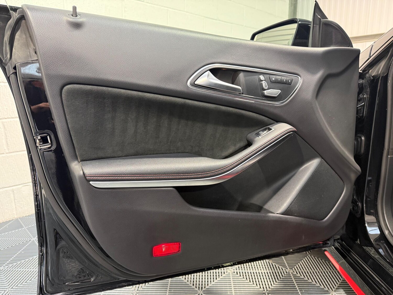 Used Mercedes-Benz CLA 2019 for sale - 77050107: Photo 69