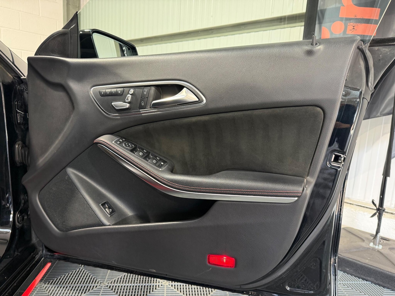 Used Mercedes-Benz CLA 2019 for sale - 77050107: Photo 70