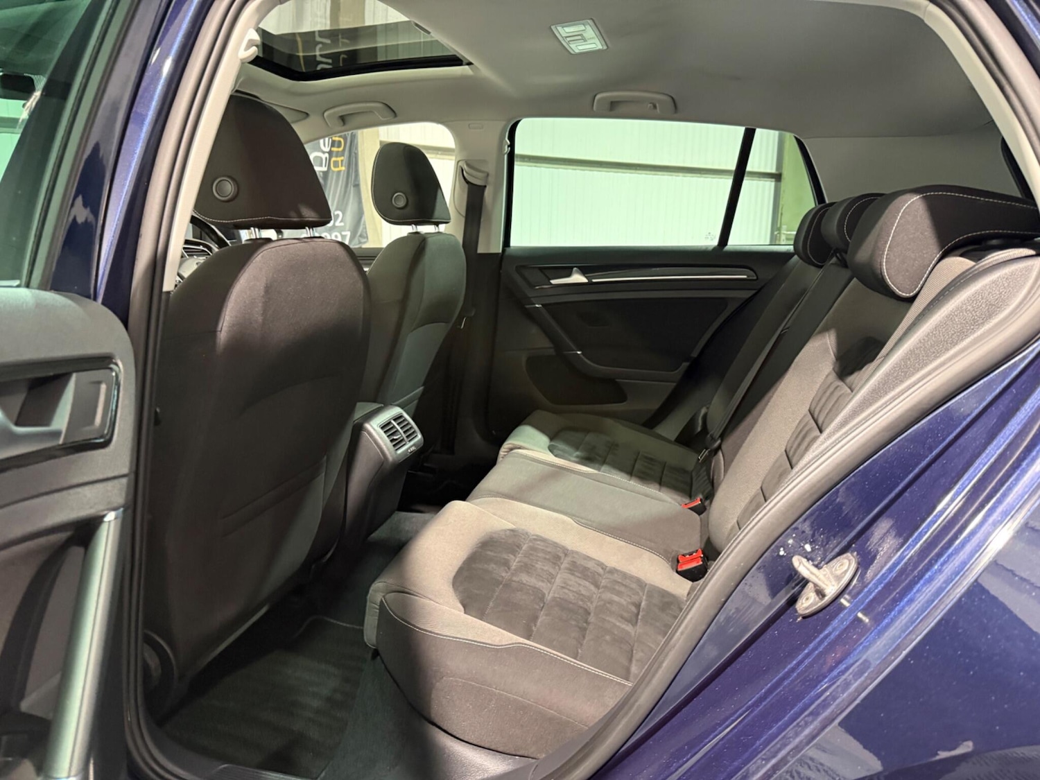 Used Volkswagen Golf 2016 for sale - 77613072: Photo 36