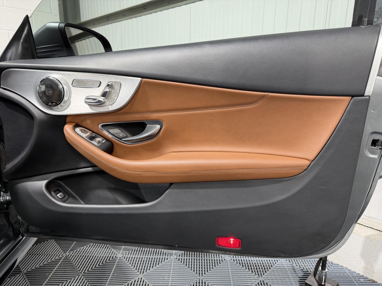 Used Mercedes-Benz C Class 2016 for sale - 78141586: Photo 46