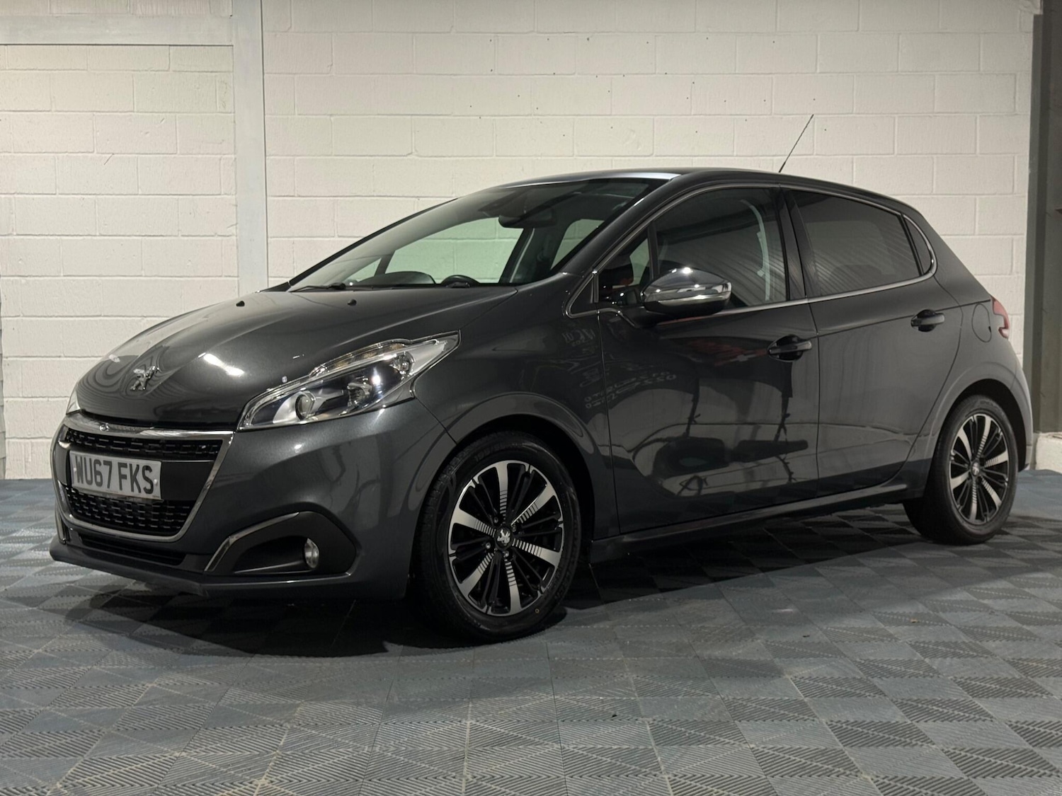 Used Peugeot 208 2017 for sale - 77478970: Photo 12