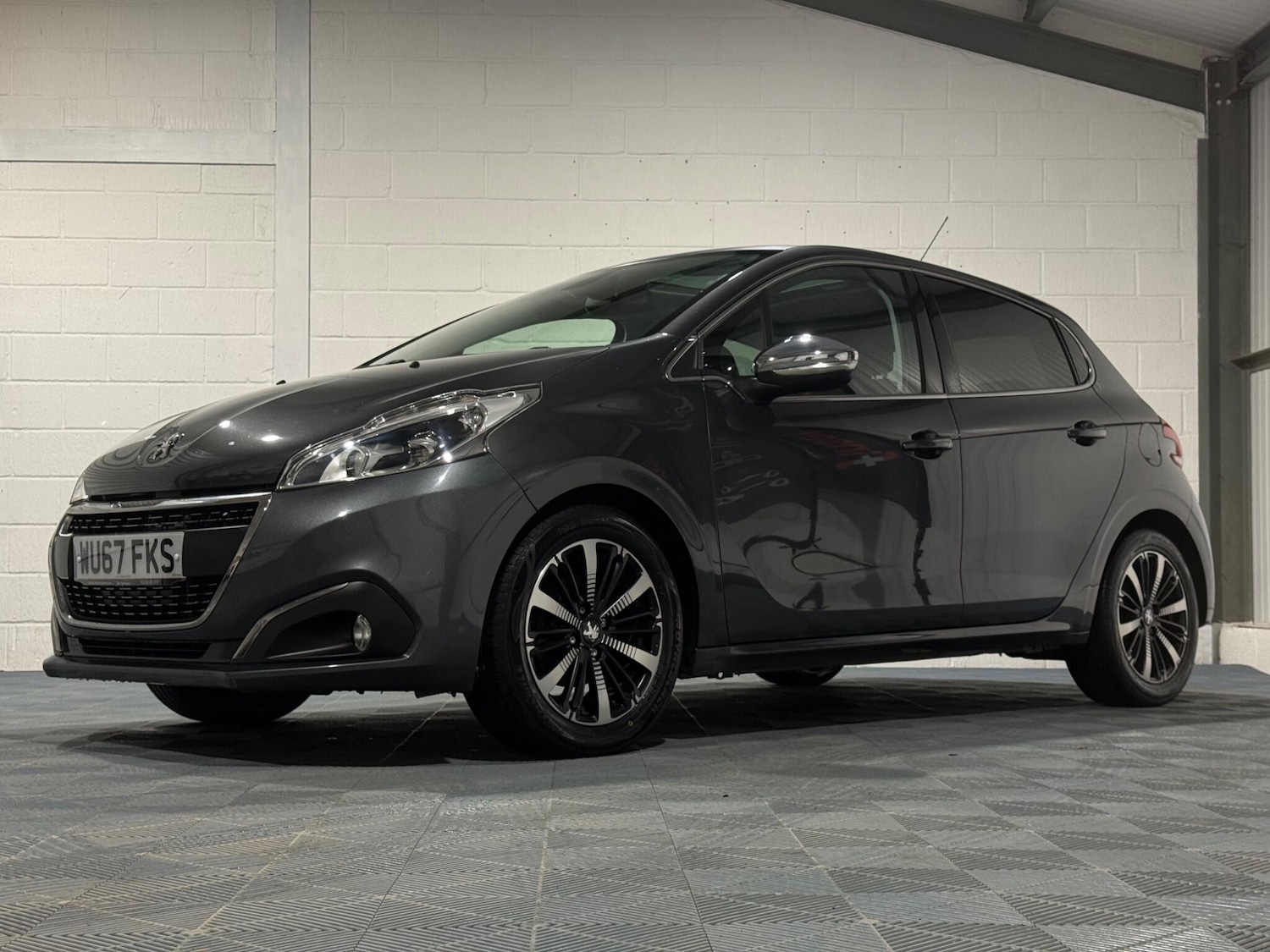 Used Peugeot 208 2017 for sale - 77478970: Photo 13