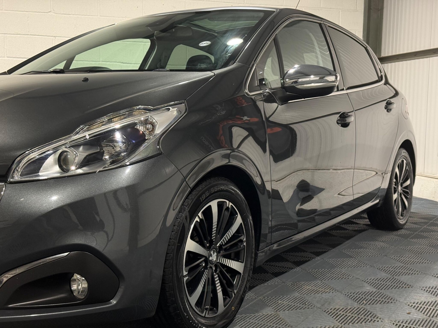 Used Peugeot 208 2017 for sale - 77478970: Photo 15