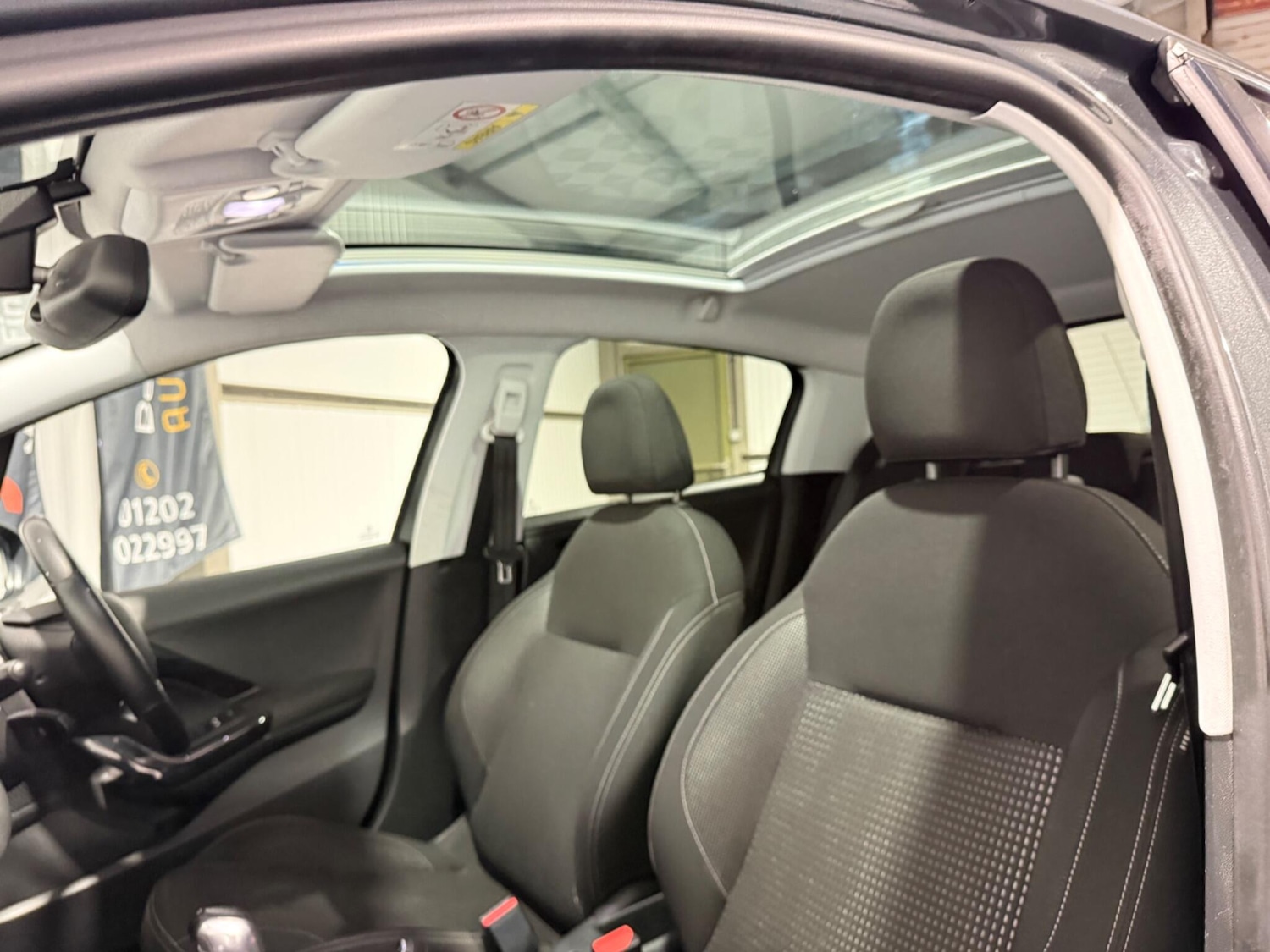 Used Peugeot 208 2017 for sale - 77478970: Photo 56