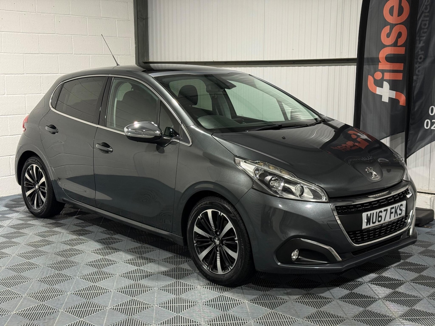 Used Peugeot 208 2017 for sale - 77478970: Photo 9