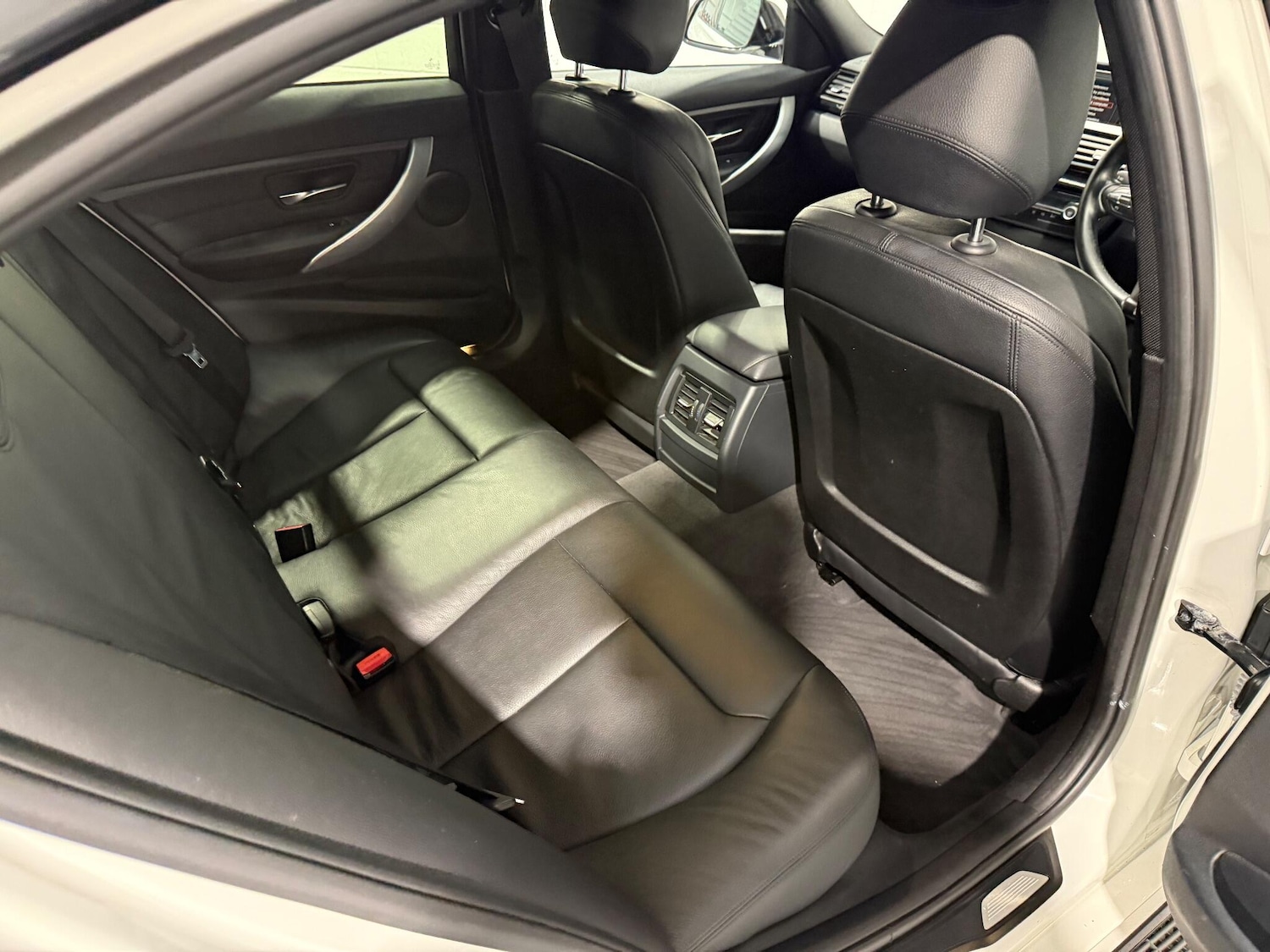 Used BMW 3 Series 2013 for sale - 76942443: Photo 30