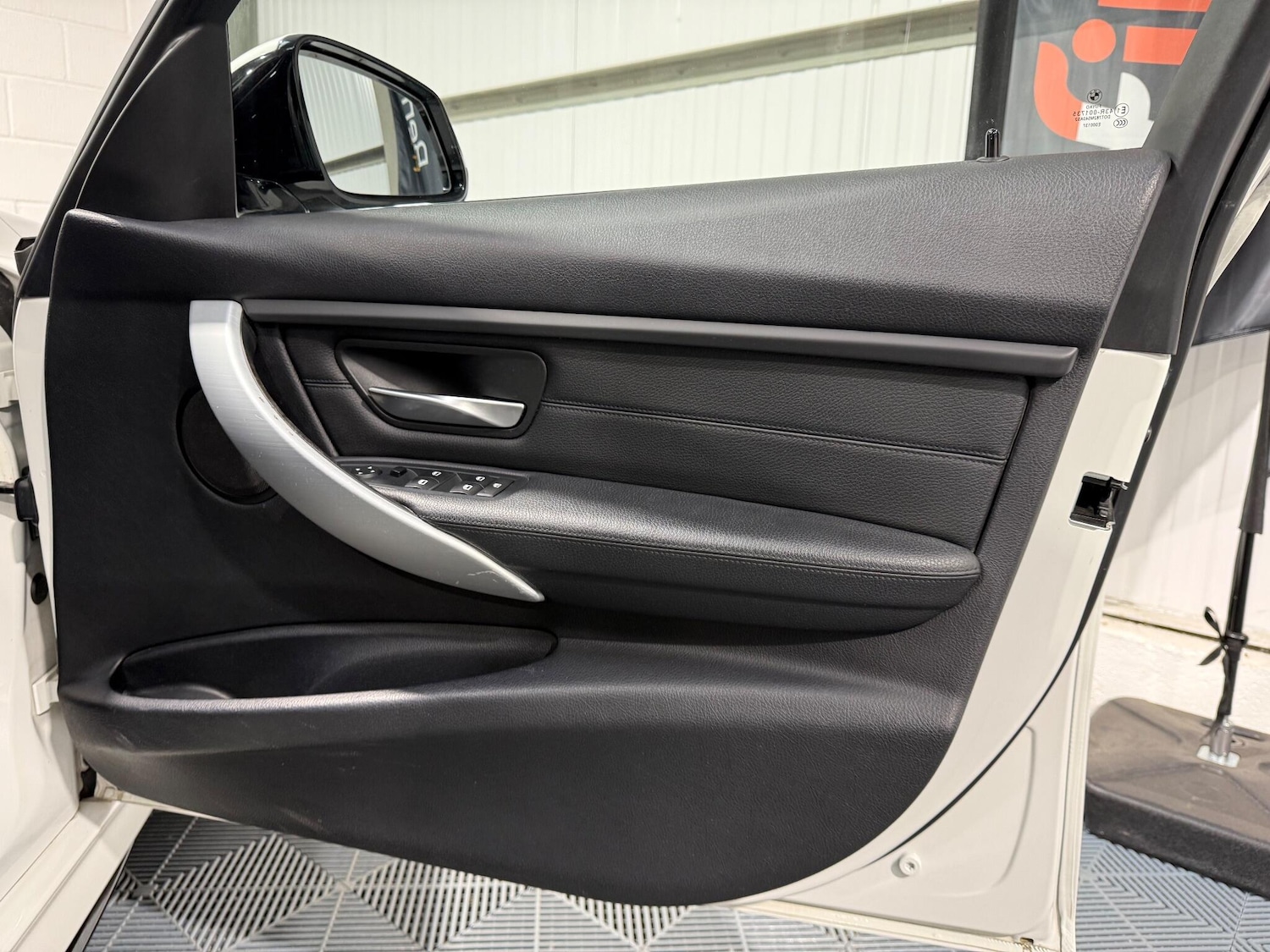 Used BMW 3 Series 2013 for sale - 76942443: Photo 35