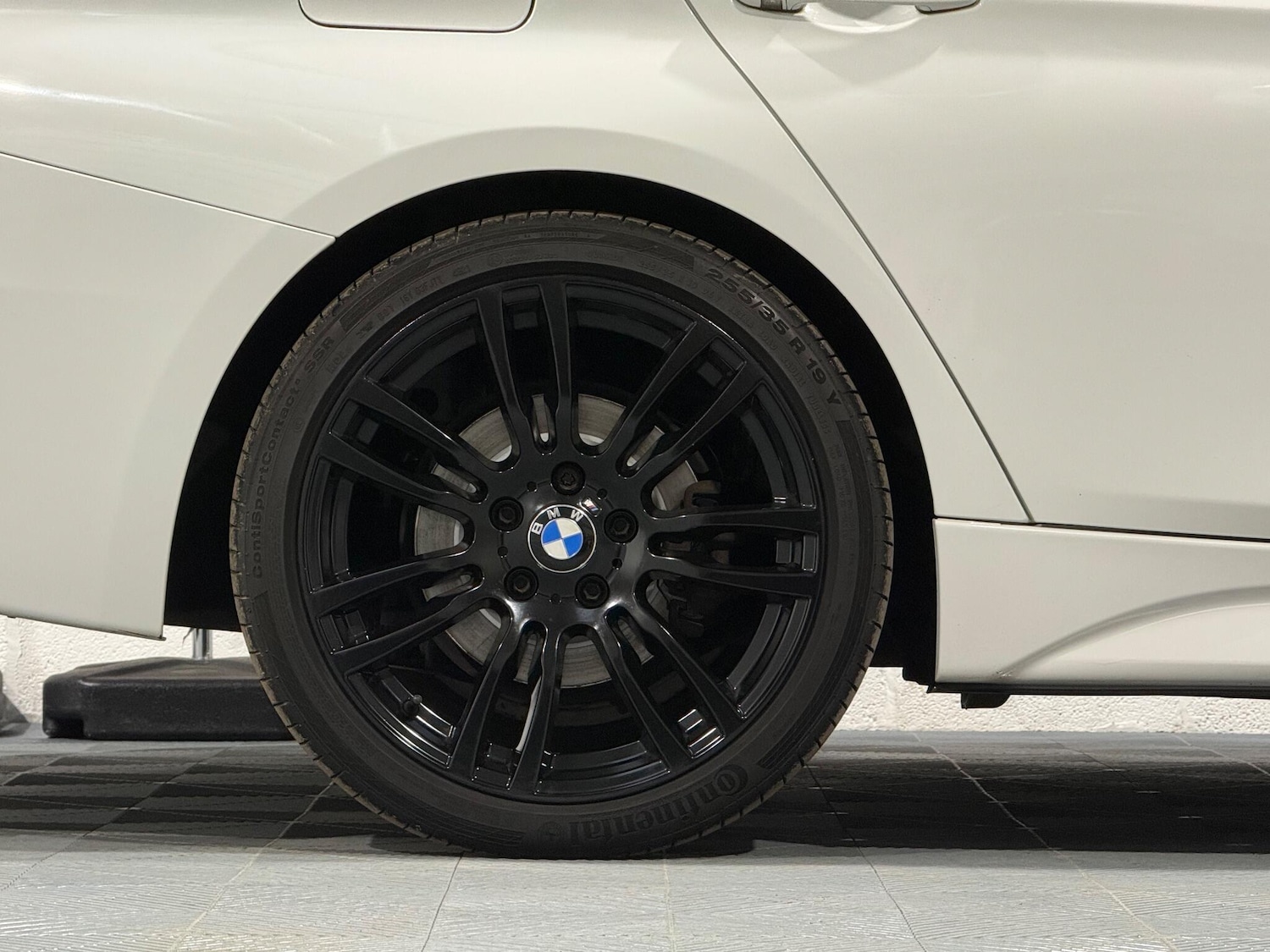 Used BMW 3 Series 2013 for sale - 76942443: Photo 43