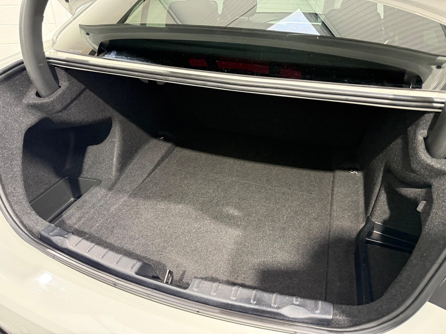 Used BMW 3 Series 2013 for sale - 76942443: Photo 45