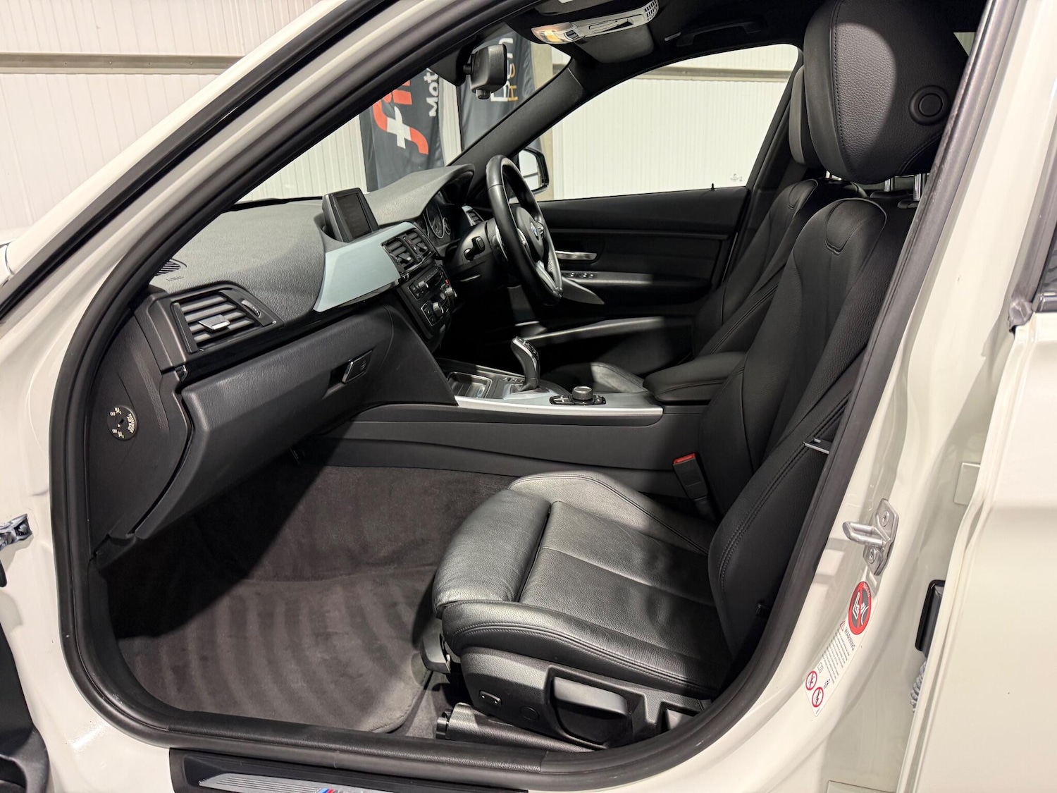 Used BMW 3 Series 2013 for sale - 76942443: Photo 50