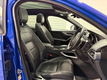 Used Jaguar F-Pace 2018 for sale - 78504097: Photo