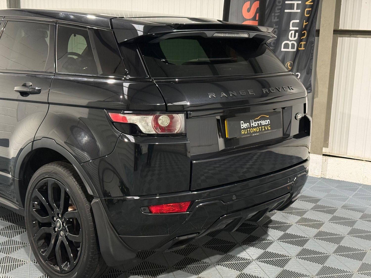 Used Land Rover Range Rover Evoque 2011 for sale - 77230256: Photo 16