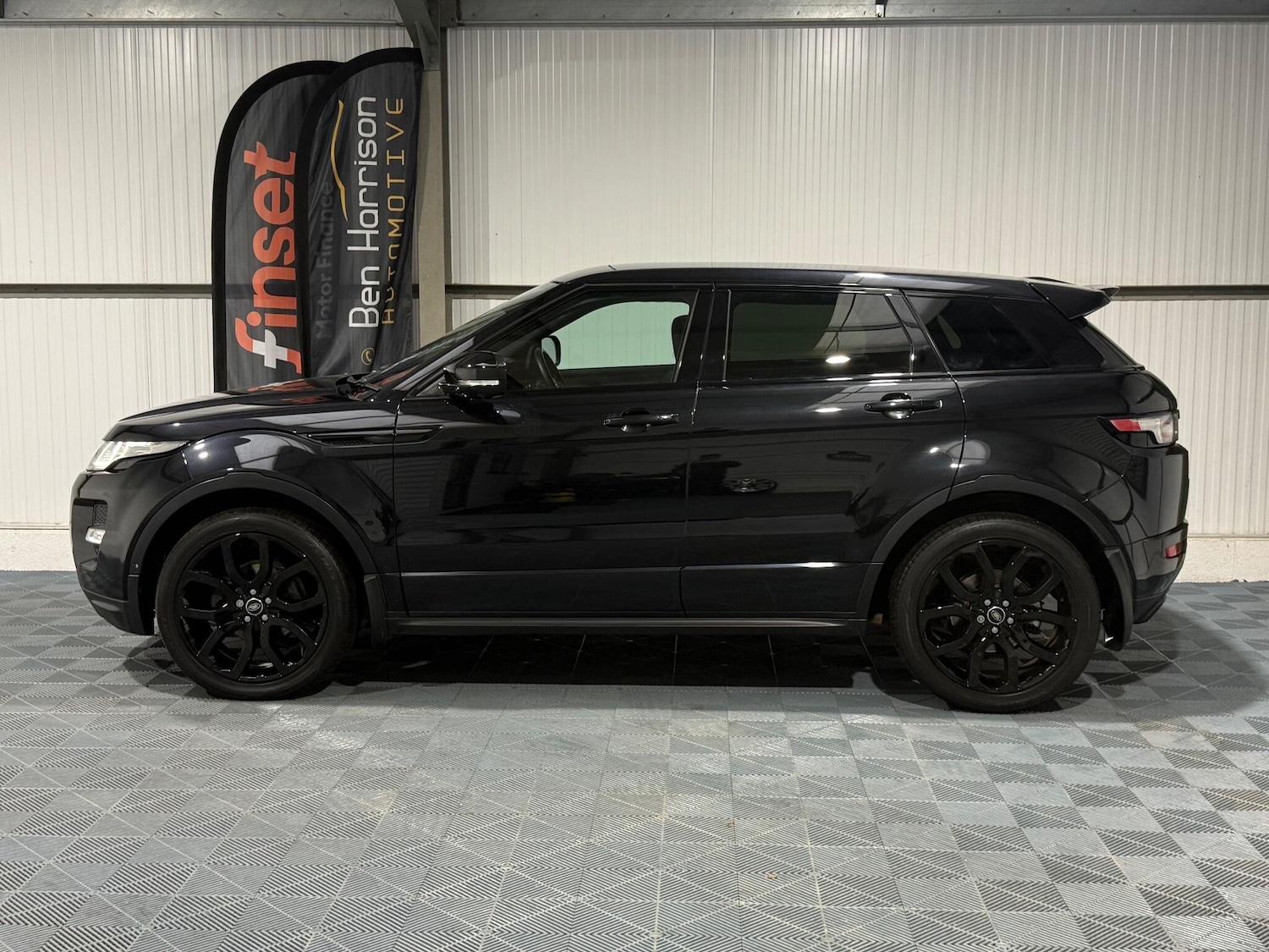 Used Land Rover Range Rover Evoque 2011 for sale - 77230256: Photo 18