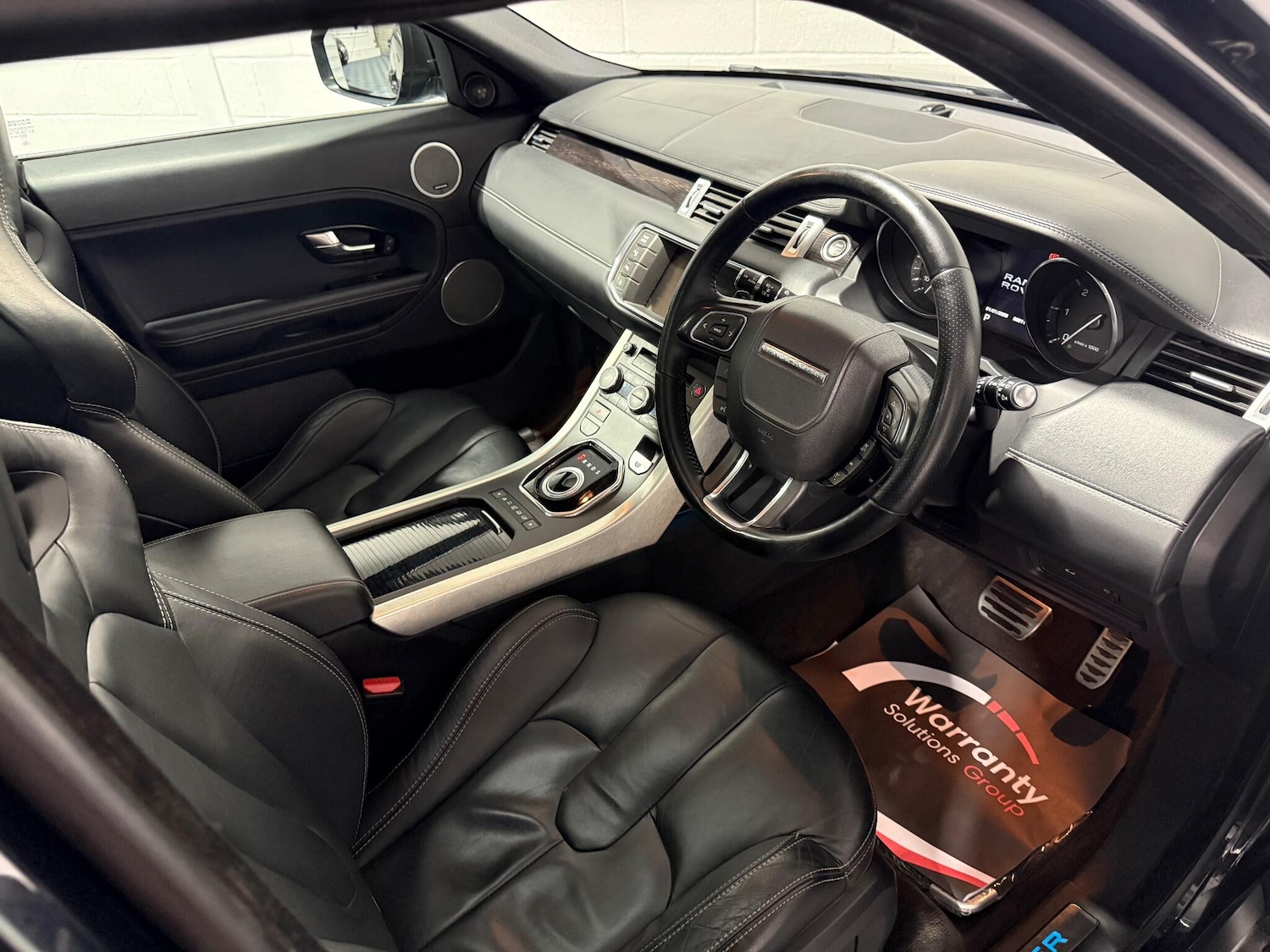 Used Land Rover Range Rover Evoque 2011 for sale - 77230256: Photo 2