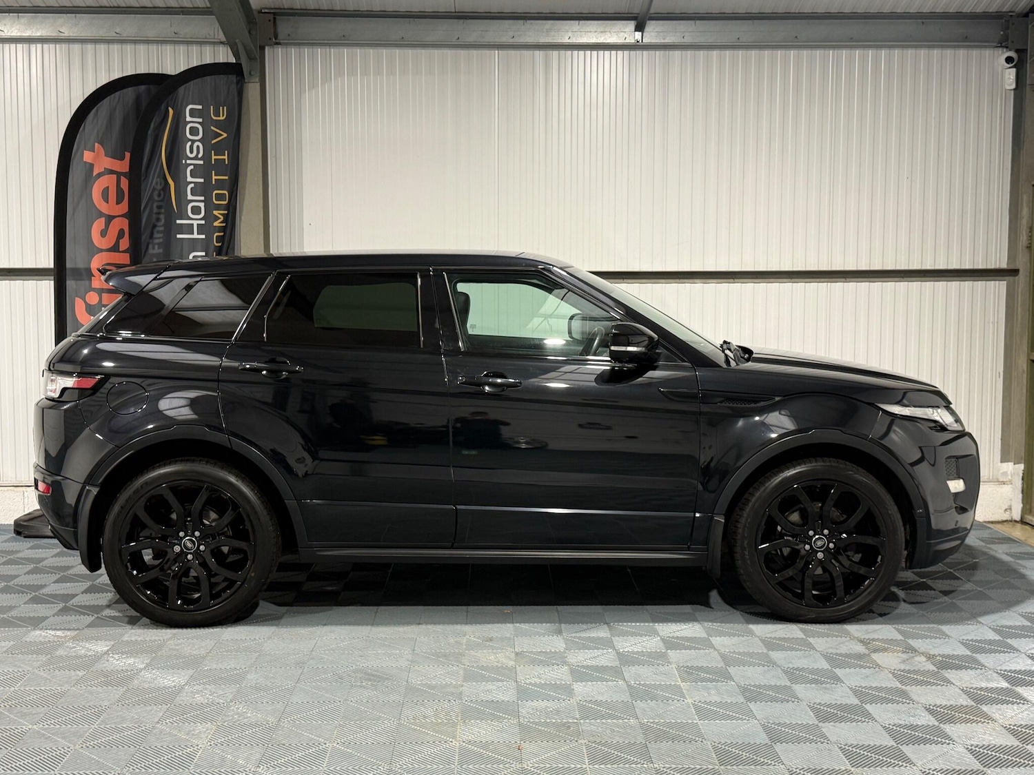 Used Land Rover Range Rover Evoque 2011 for sale - 77230256: Photo 22